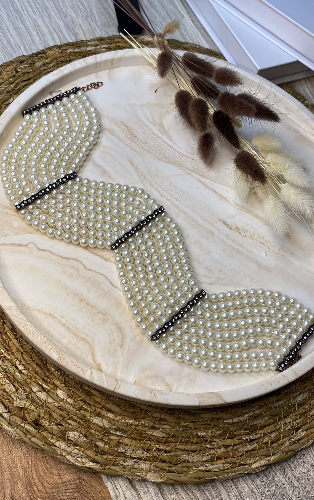8 Sıra Taşlı Köprü Detaylı İnci Choker Kolye